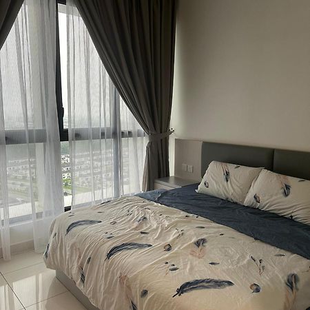 Eco Nest 3 Bedroom Duplex Apartment Nusajaya  Zewnętrze zdjęcie
