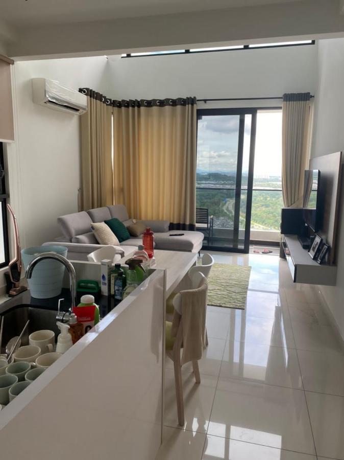 Eco Nest 3 Bedroom Duplex Apartment Nusajaya  Zewnętrze zdjęcie